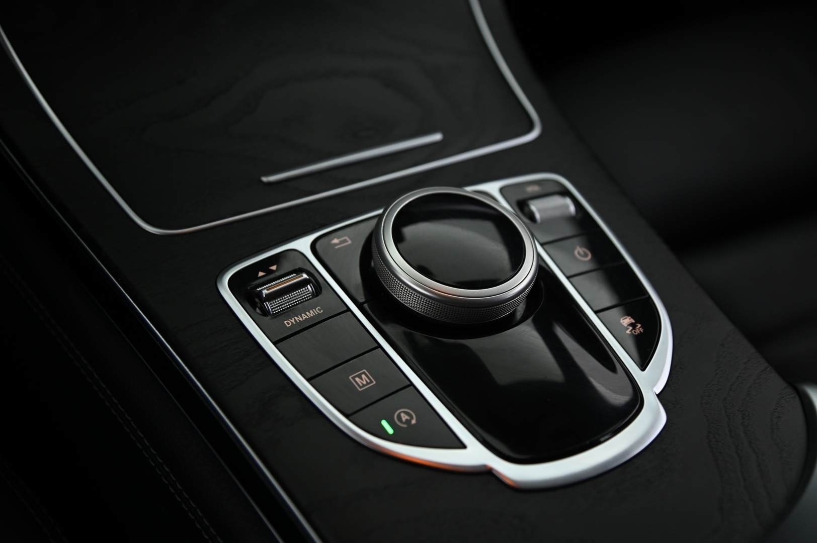 MERCEDES-BENZ GLC 2017