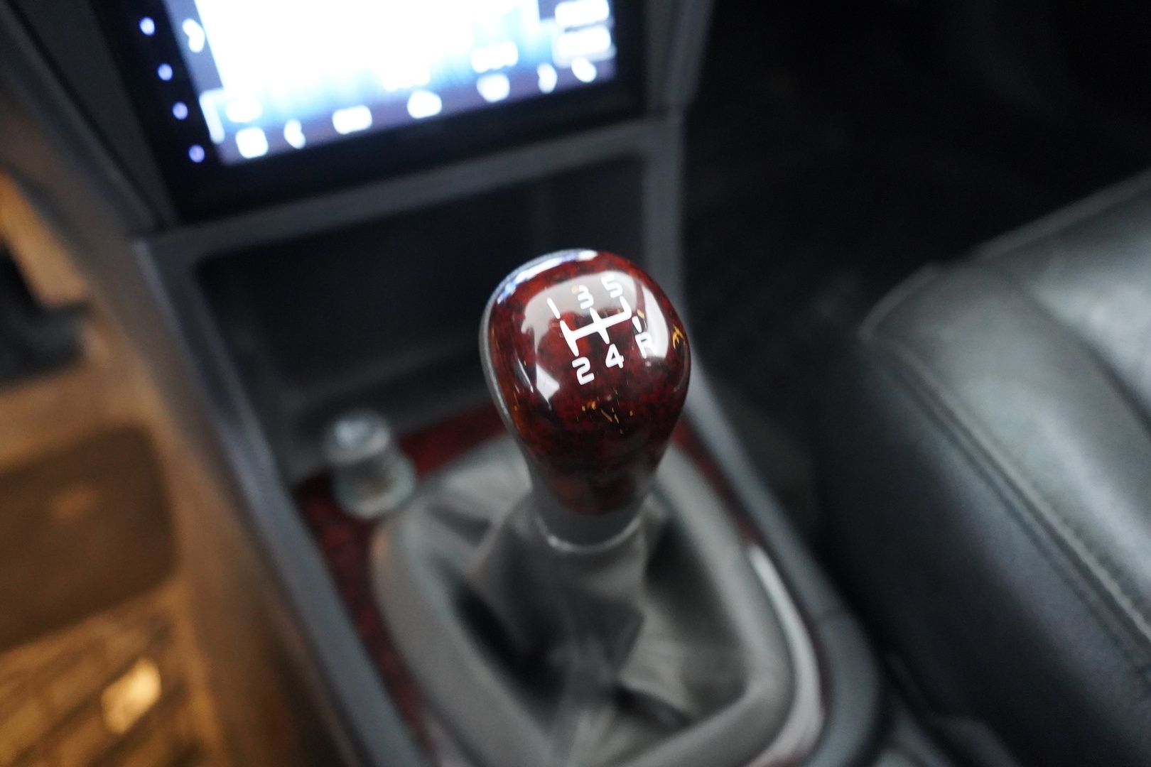 VOLVO V40 2004