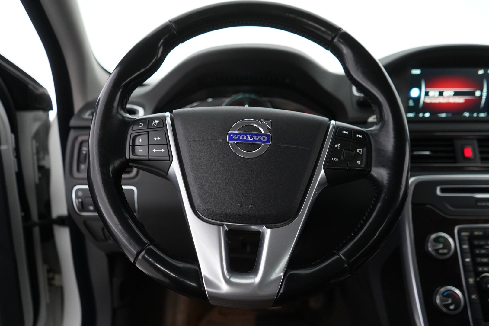 VOLVO XC70 2015