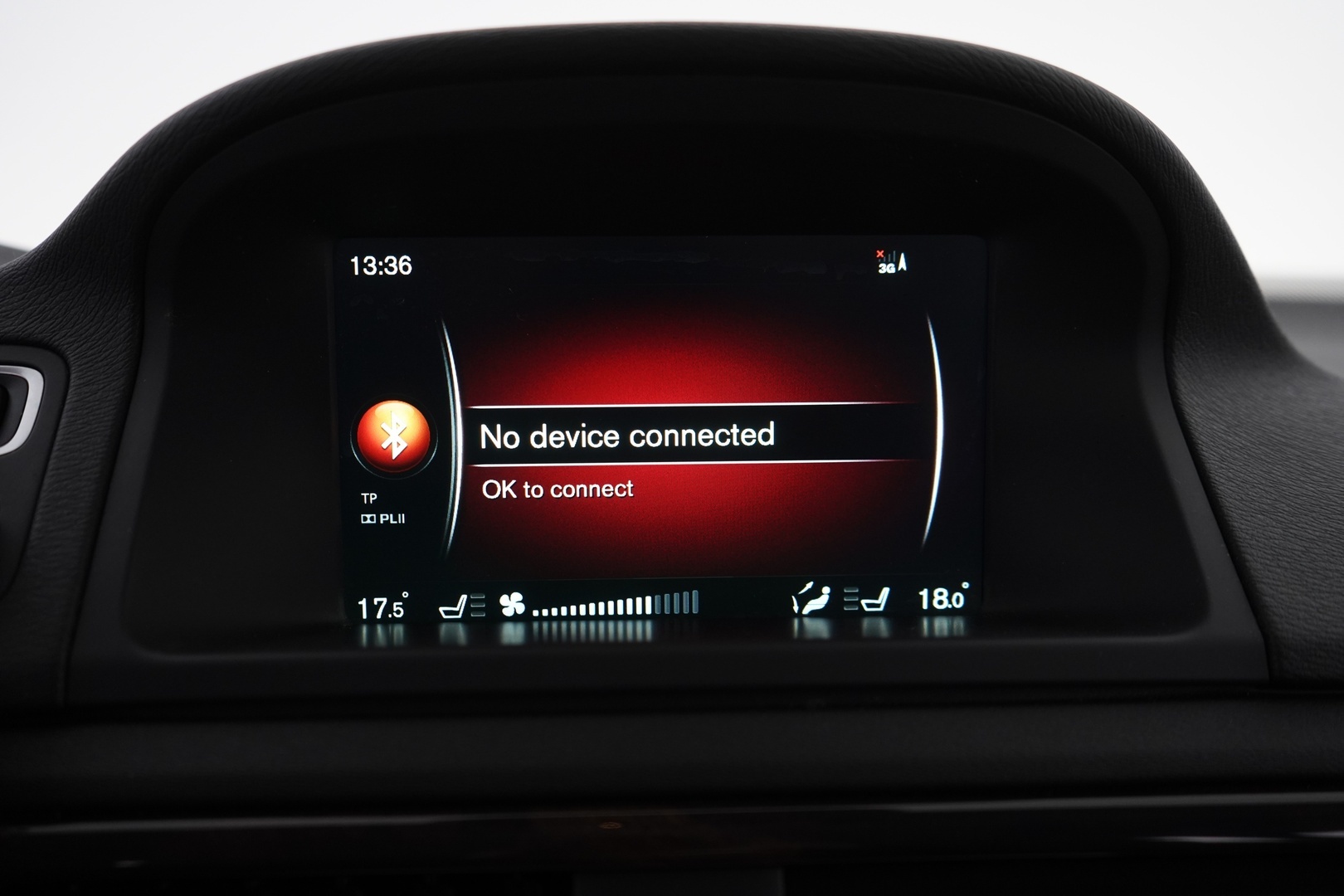 VOLVO XC70 2015
