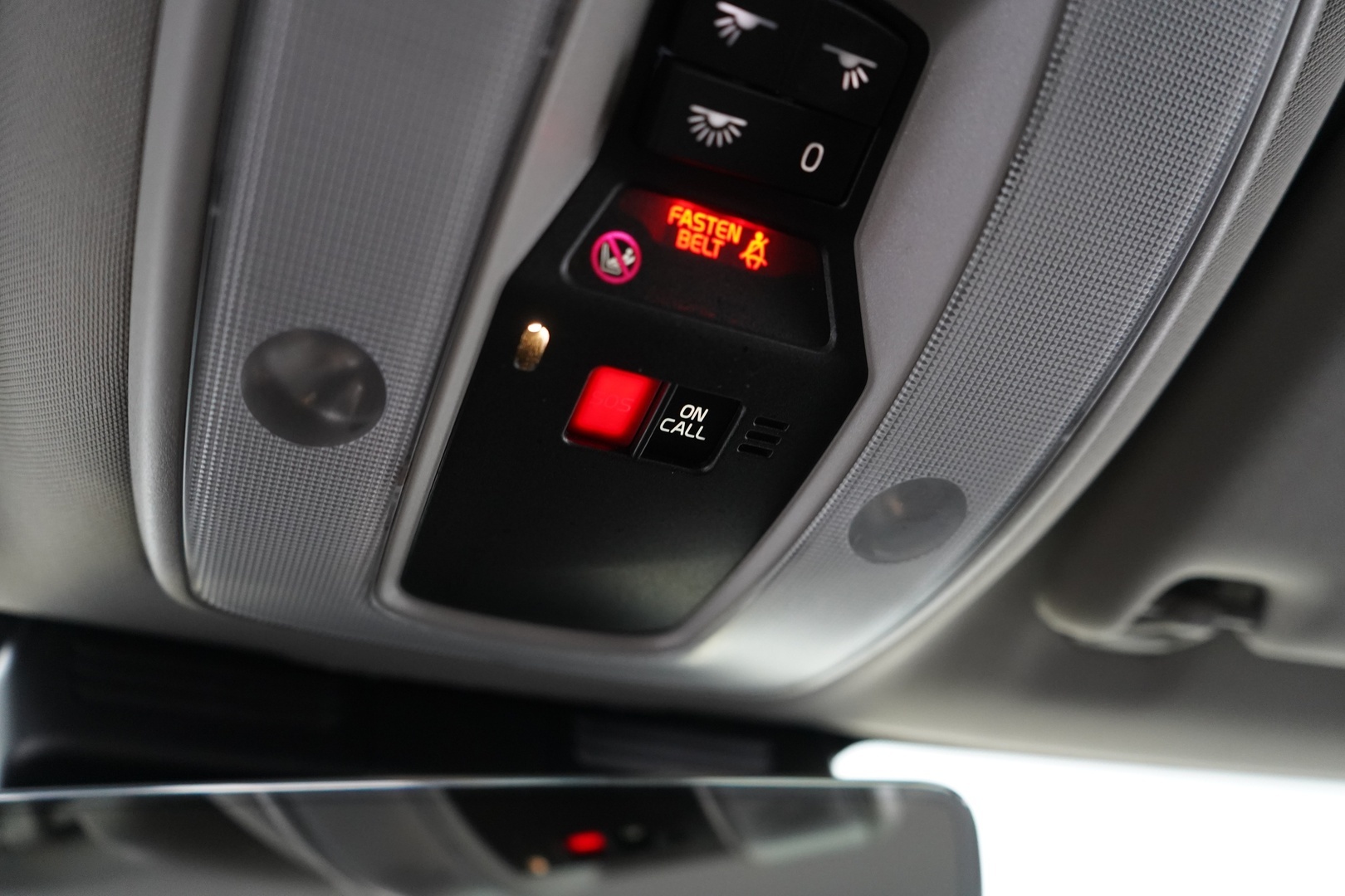 VOLVO XC70 2015