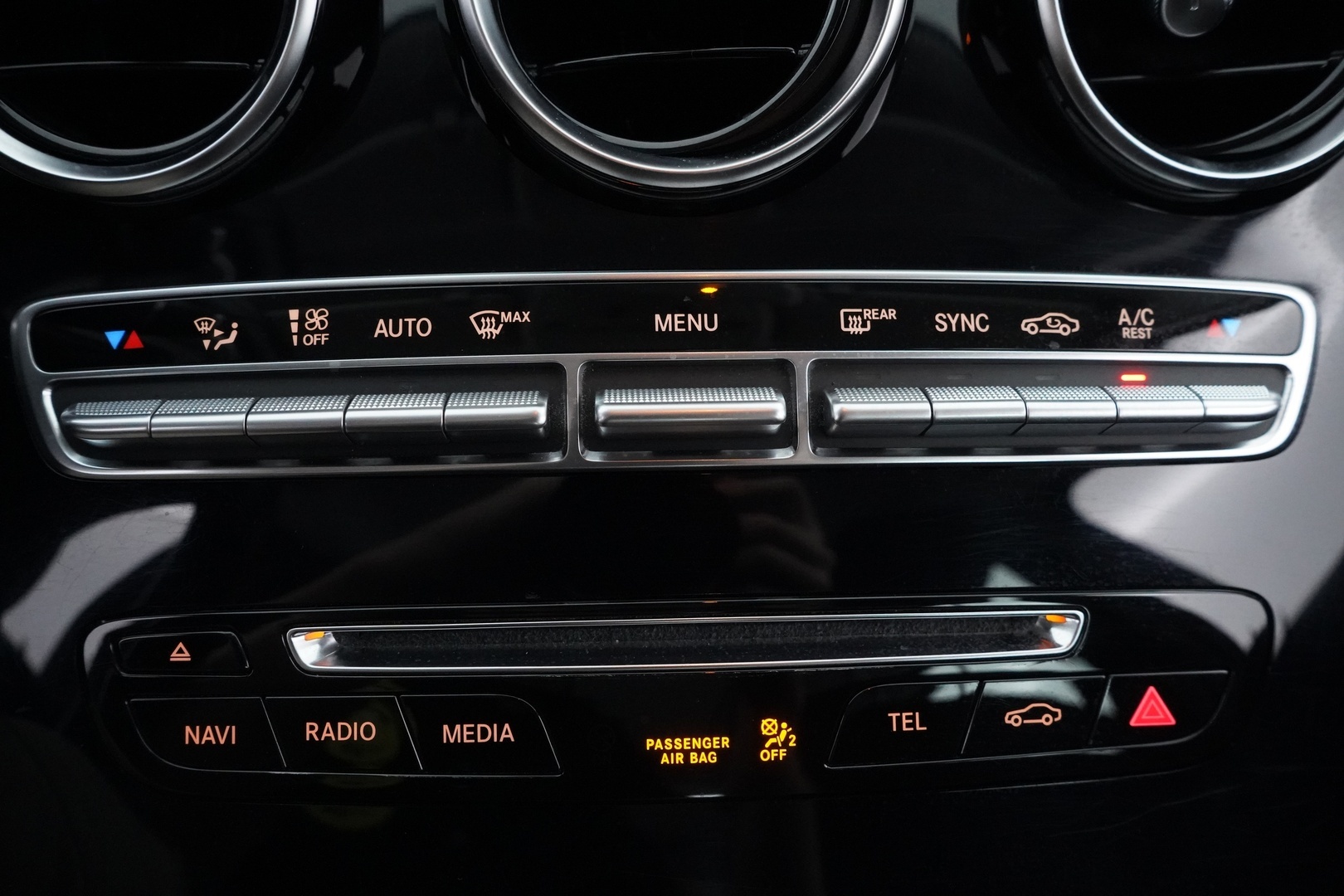 MERCEDES-BENZ C 2015