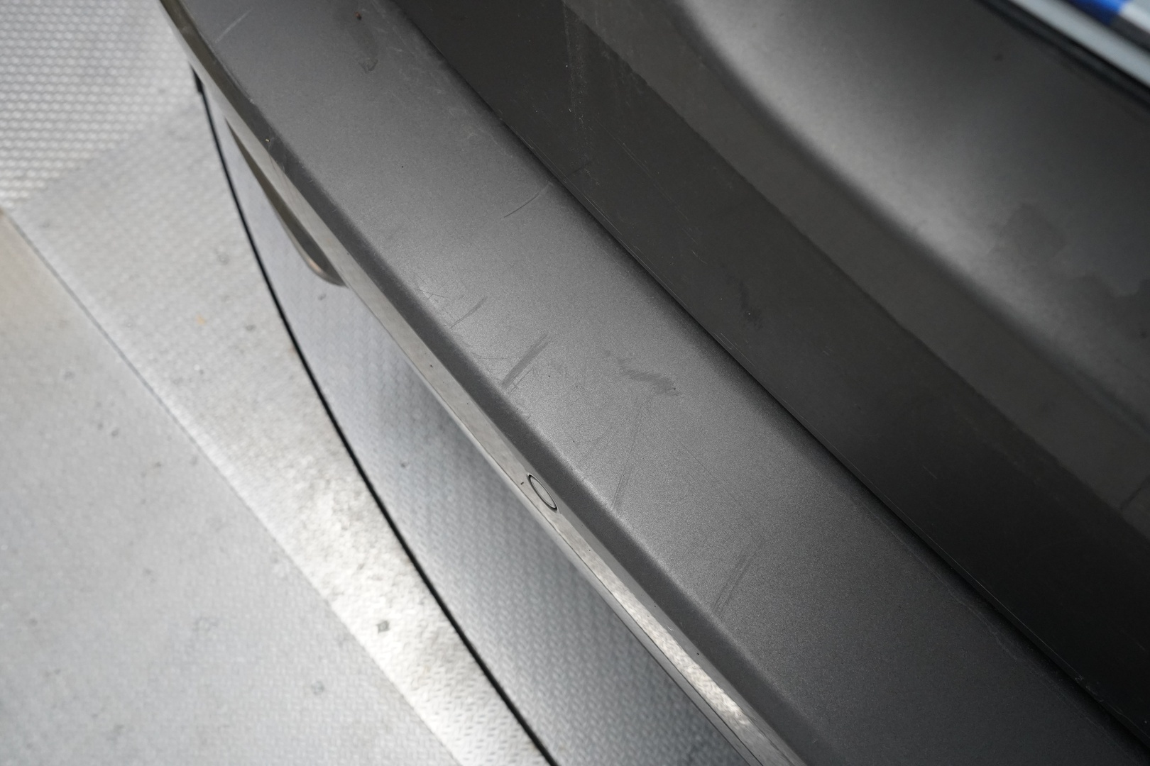 MERCEDES-BENZ E 2012