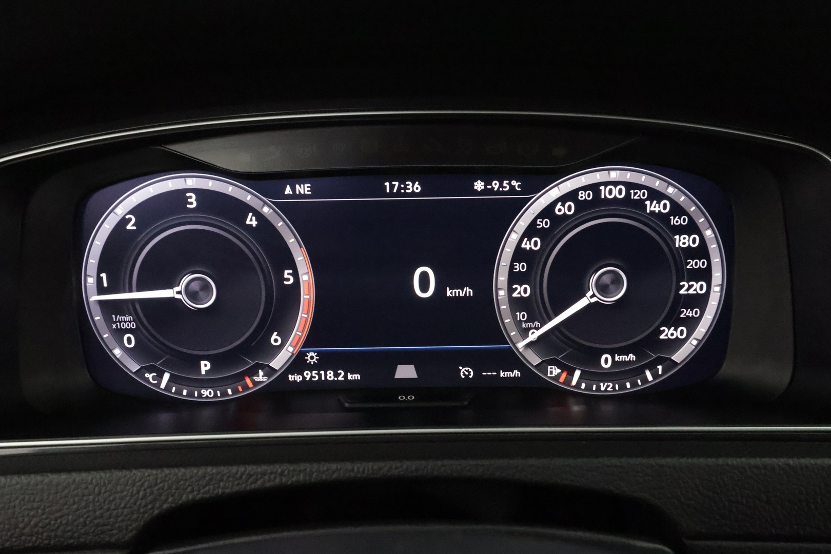 VOLKSWAGEN Golf 2018
