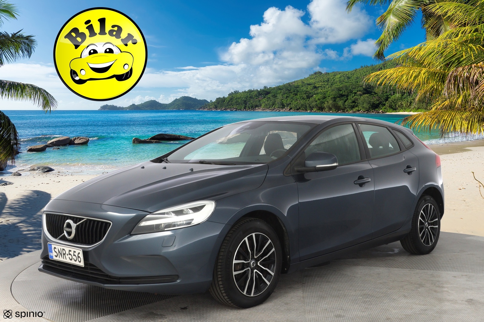 VOLVO V40 2017