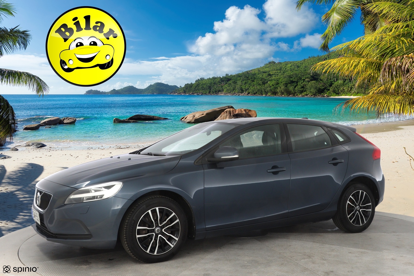VOLVO V40 2017
