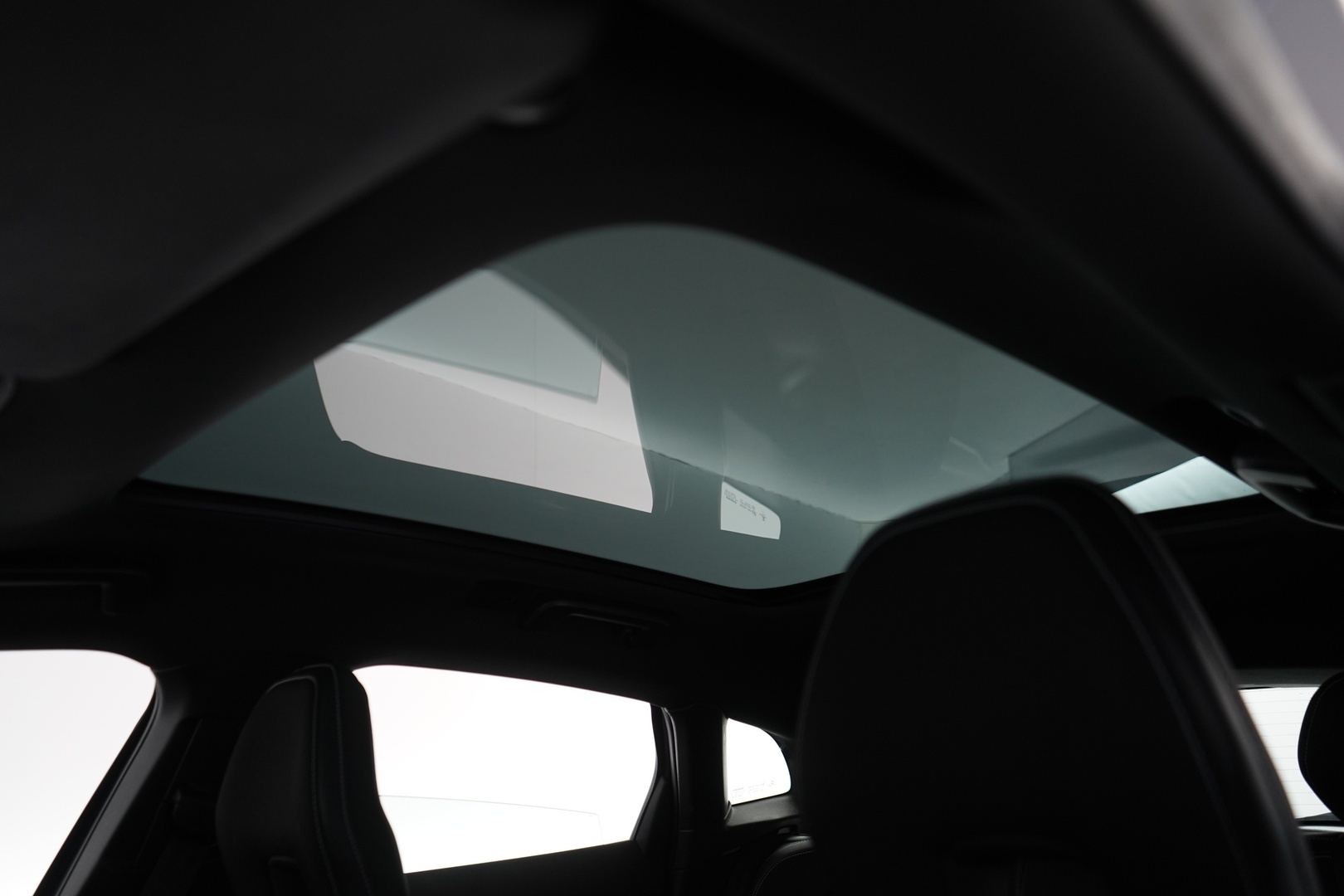 VOLVO V40 2017