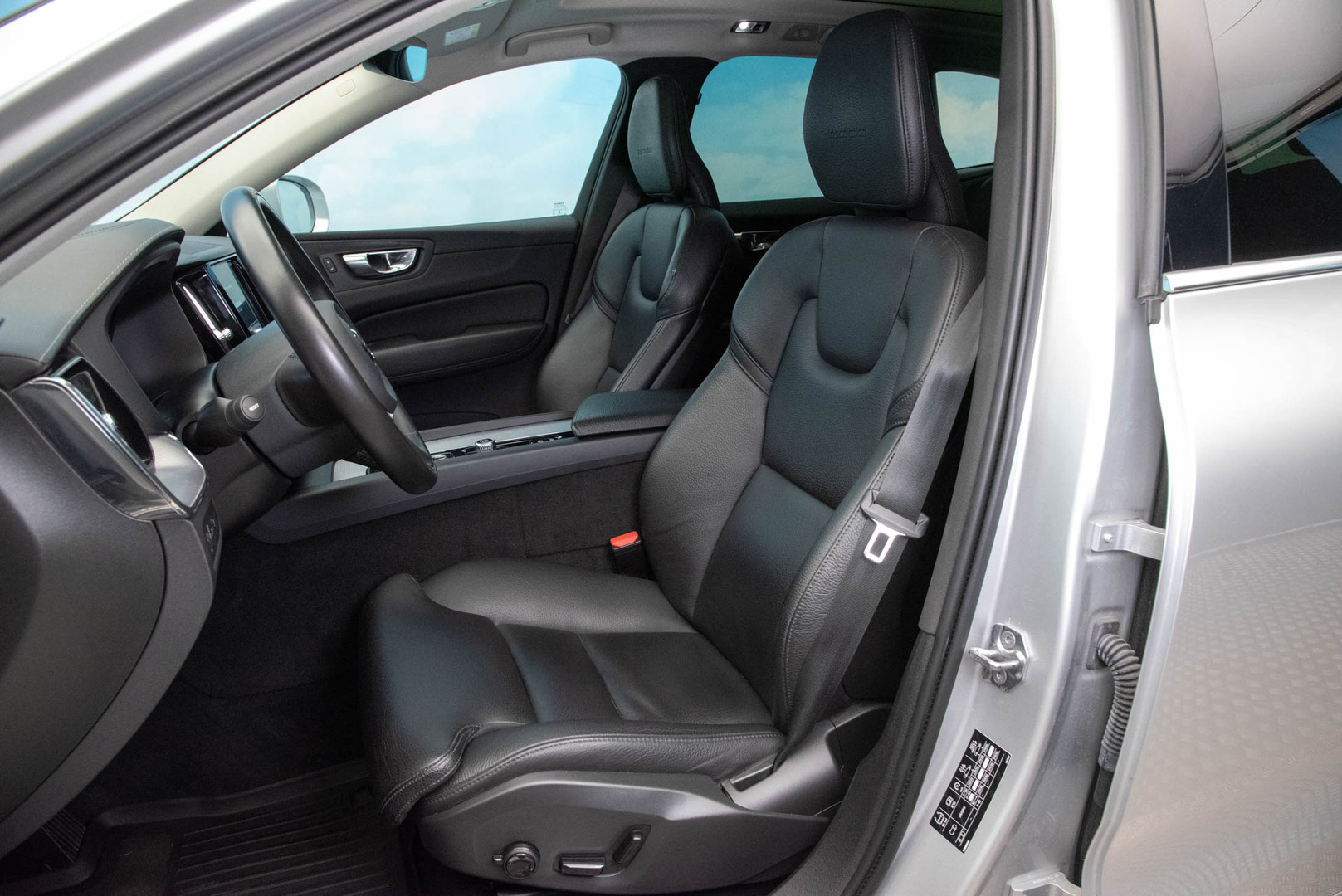 VOLVO XC60 2020