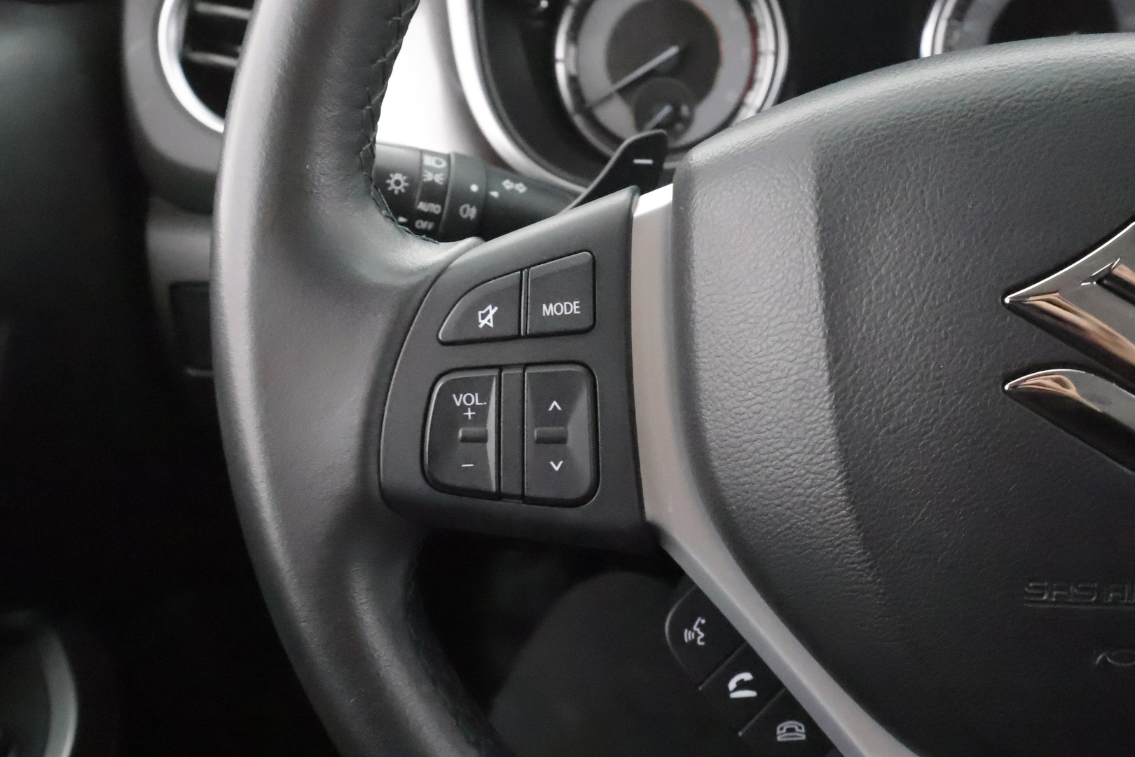 SUZUKI Vitara 2024