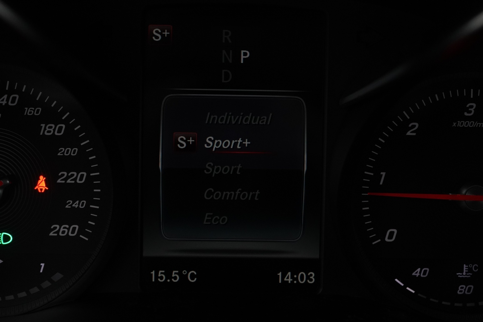 MERCEDES-BENZ C 2016