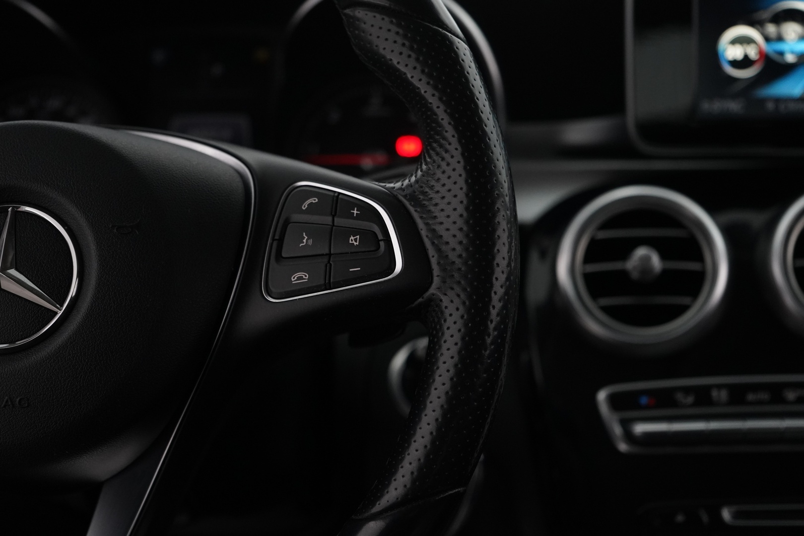 MERCEDES-BENZ C 2016