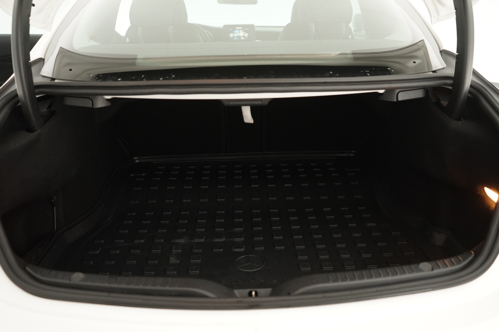 MERCEDES-BENZ C 2016