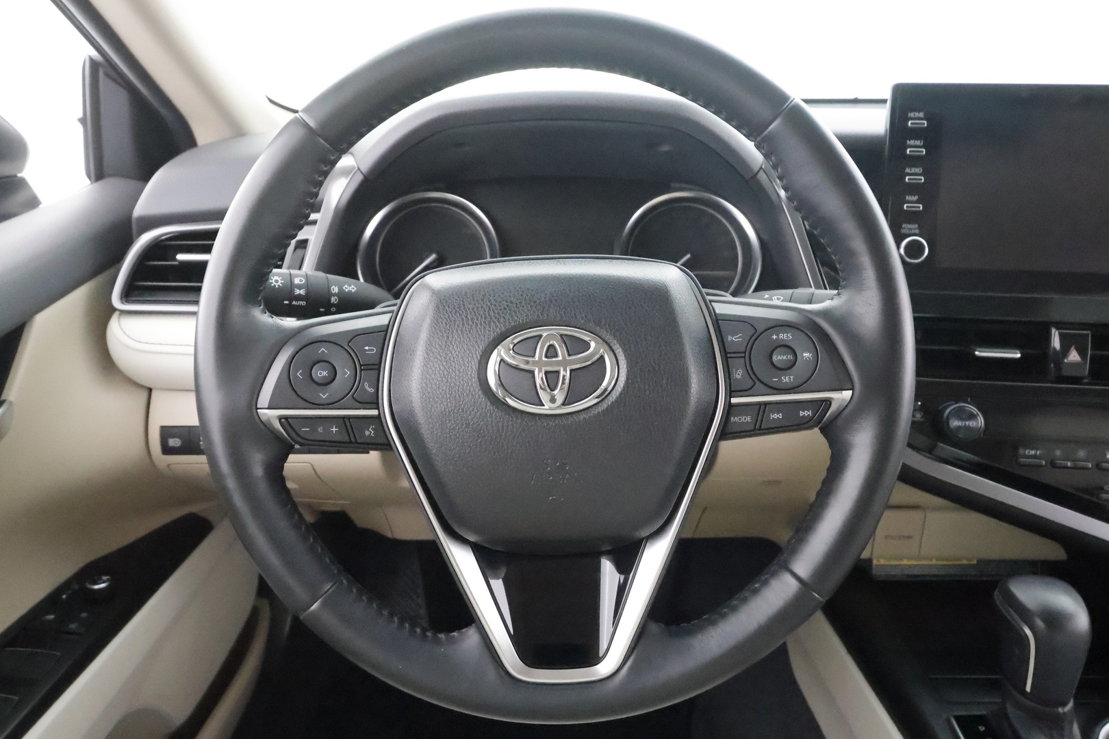 TOYOTA Camry 2022