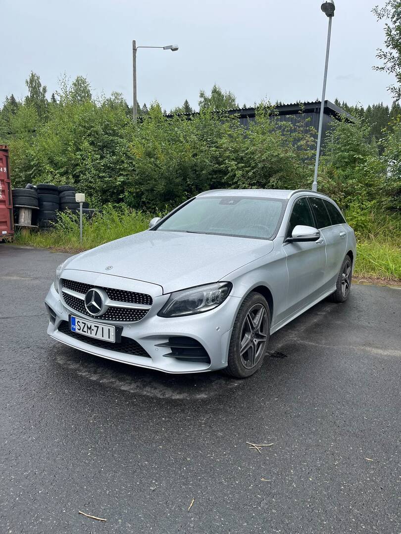 MERCEDES-BENZ C 2020
