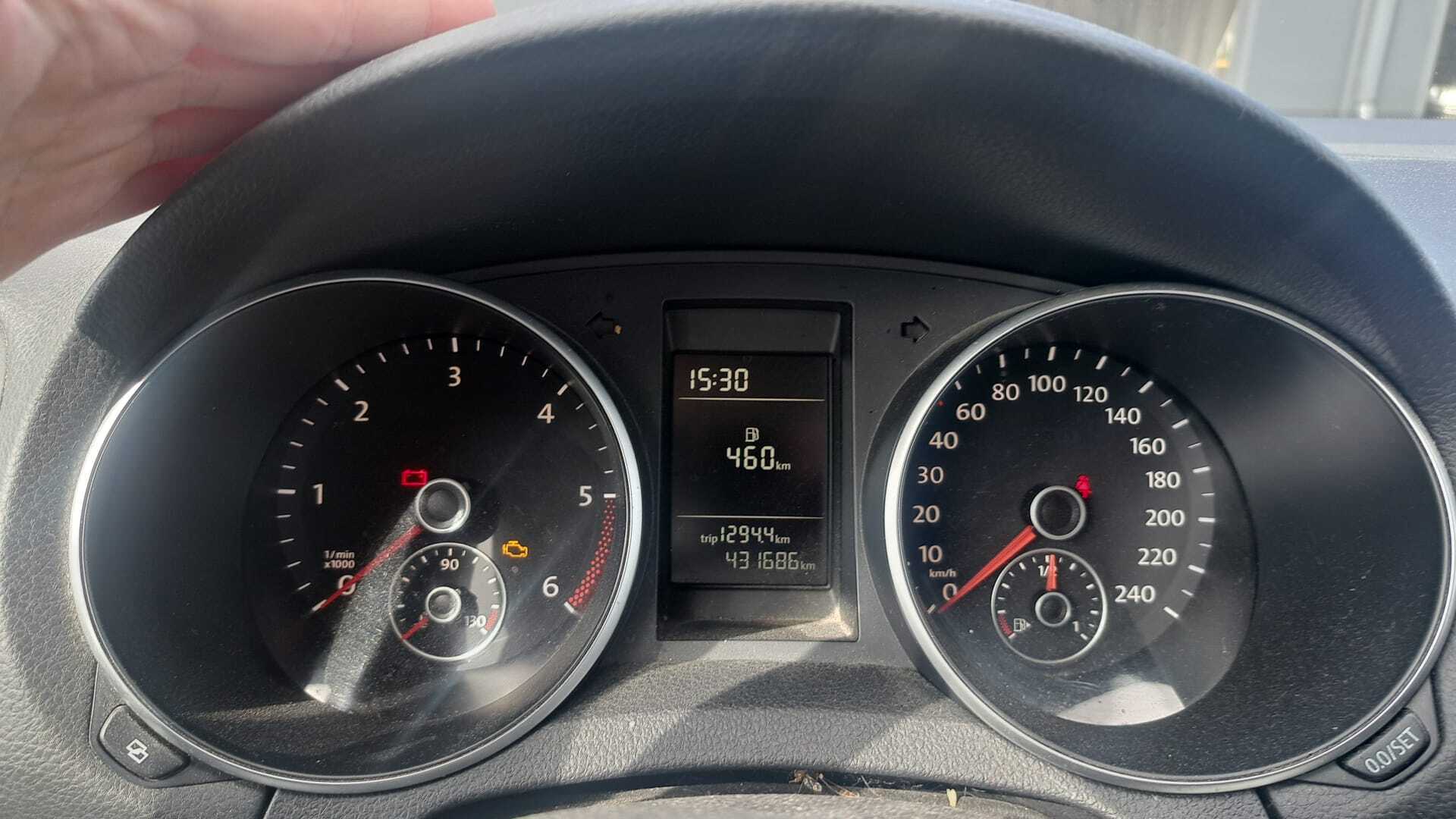 VOLKSWAGEN Golf 2009