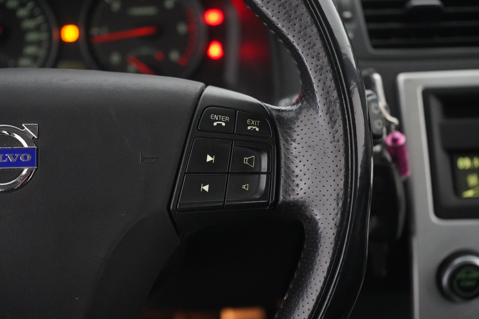 VOLVO V50 2012