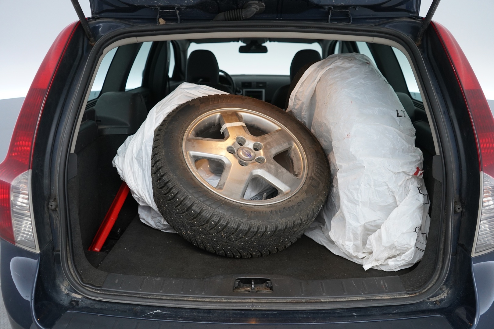 VOLVO V50 2012