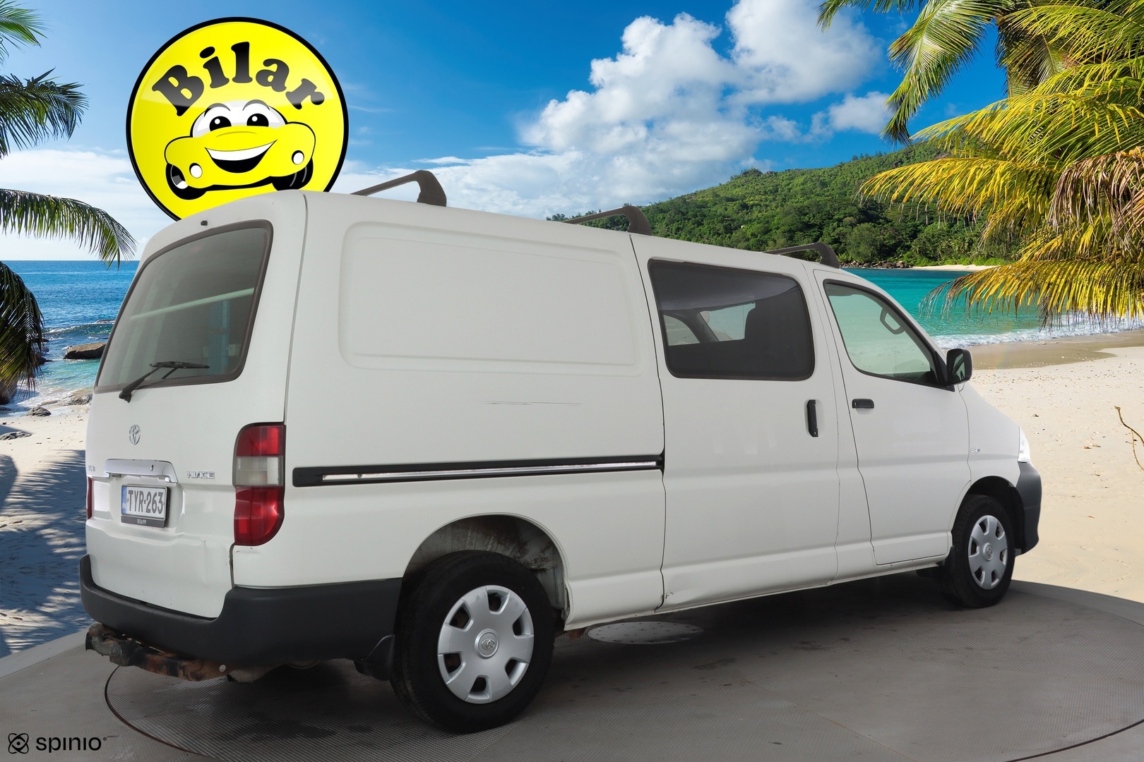TOYOTA Hiace 2012