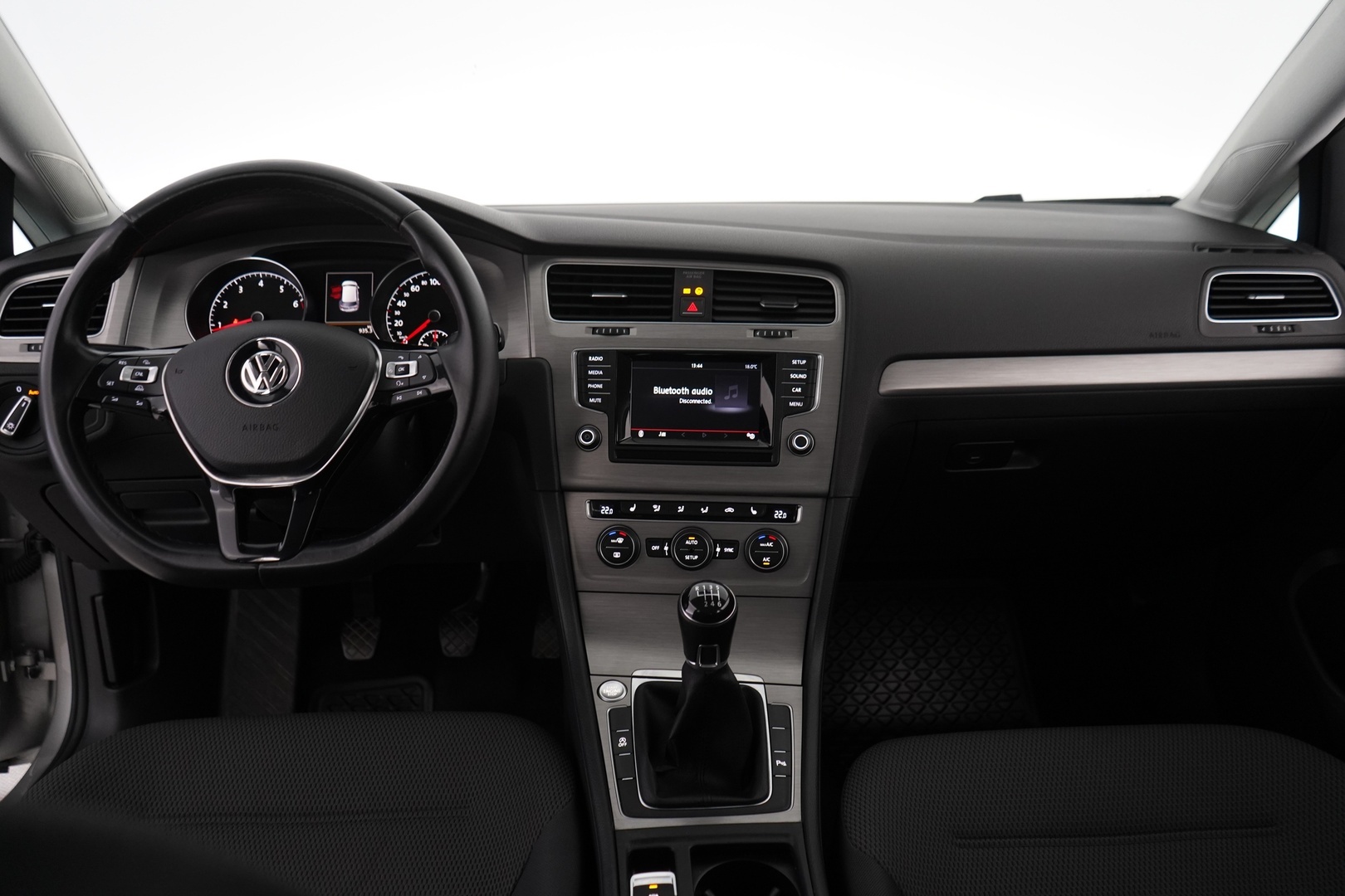 VOLKSWAGEN Golf 2014