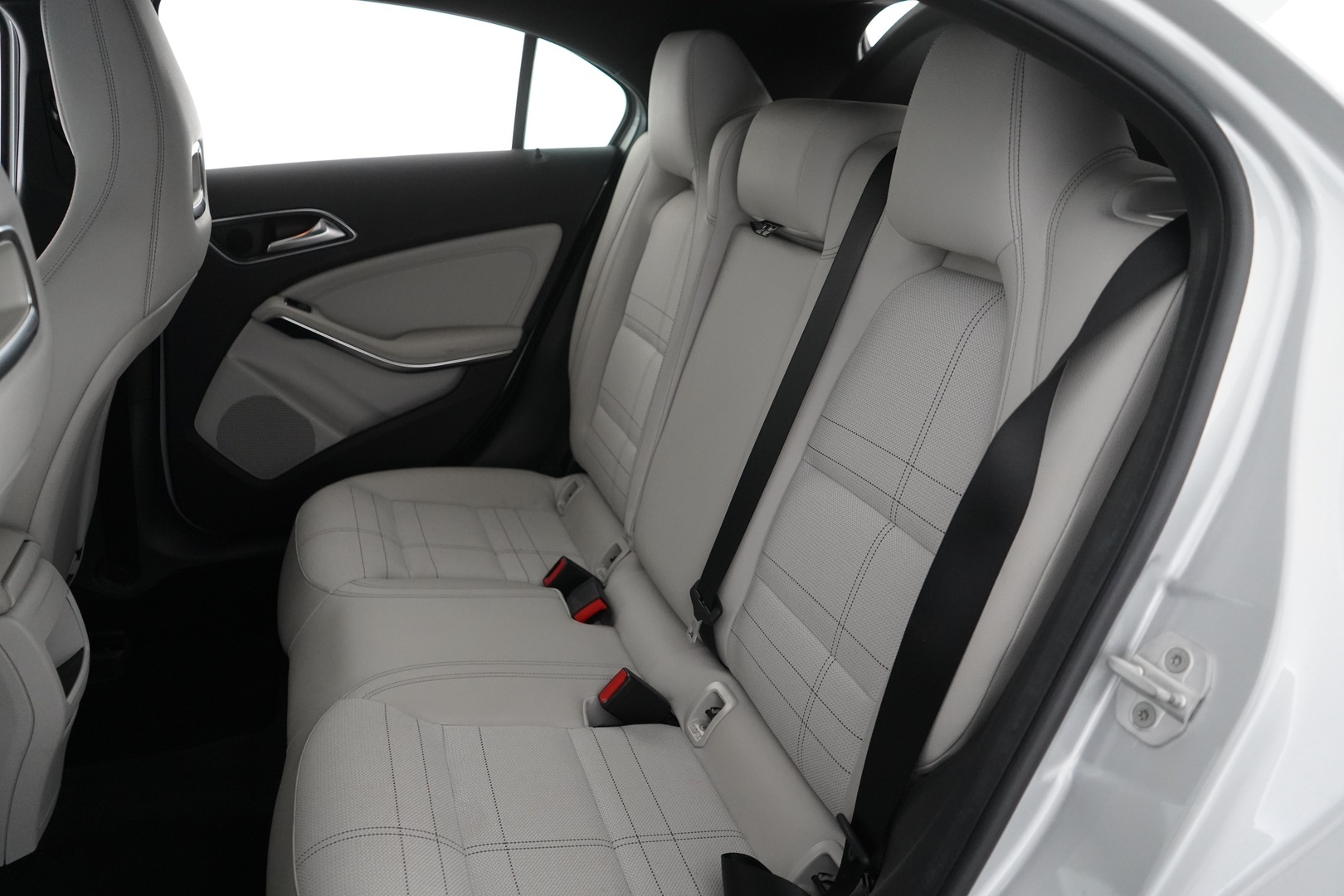 MERCEDES-BENZ A 2014