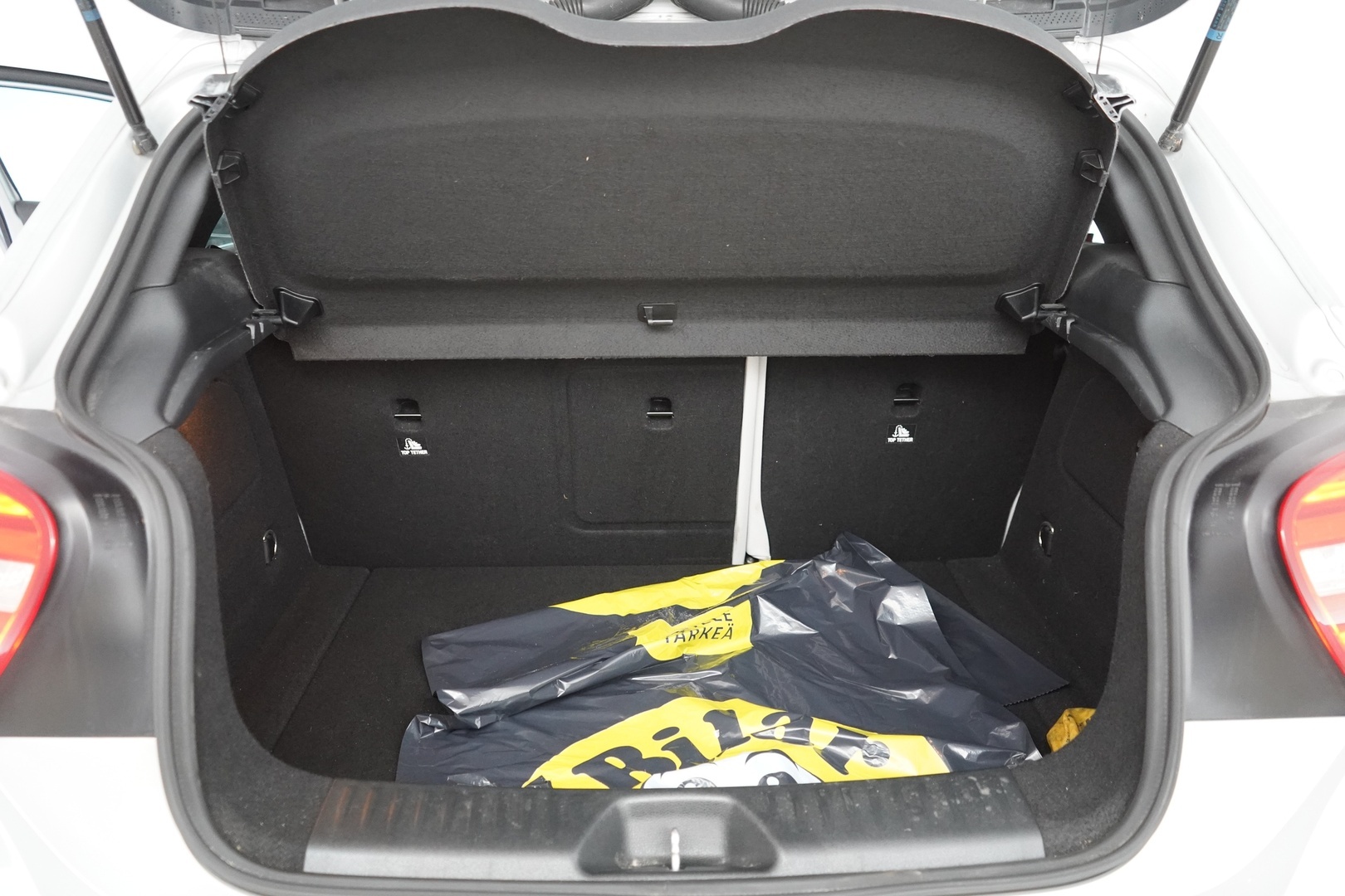 MERCEDES-BENZ A 2014