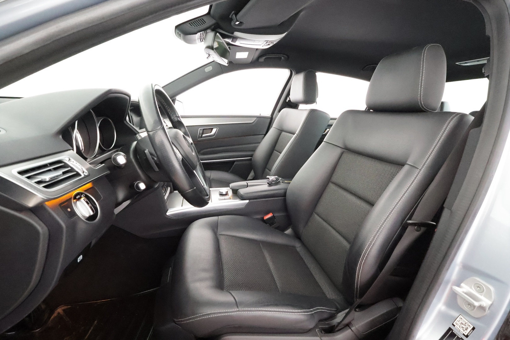 MERCEDES-BENZ E 2015