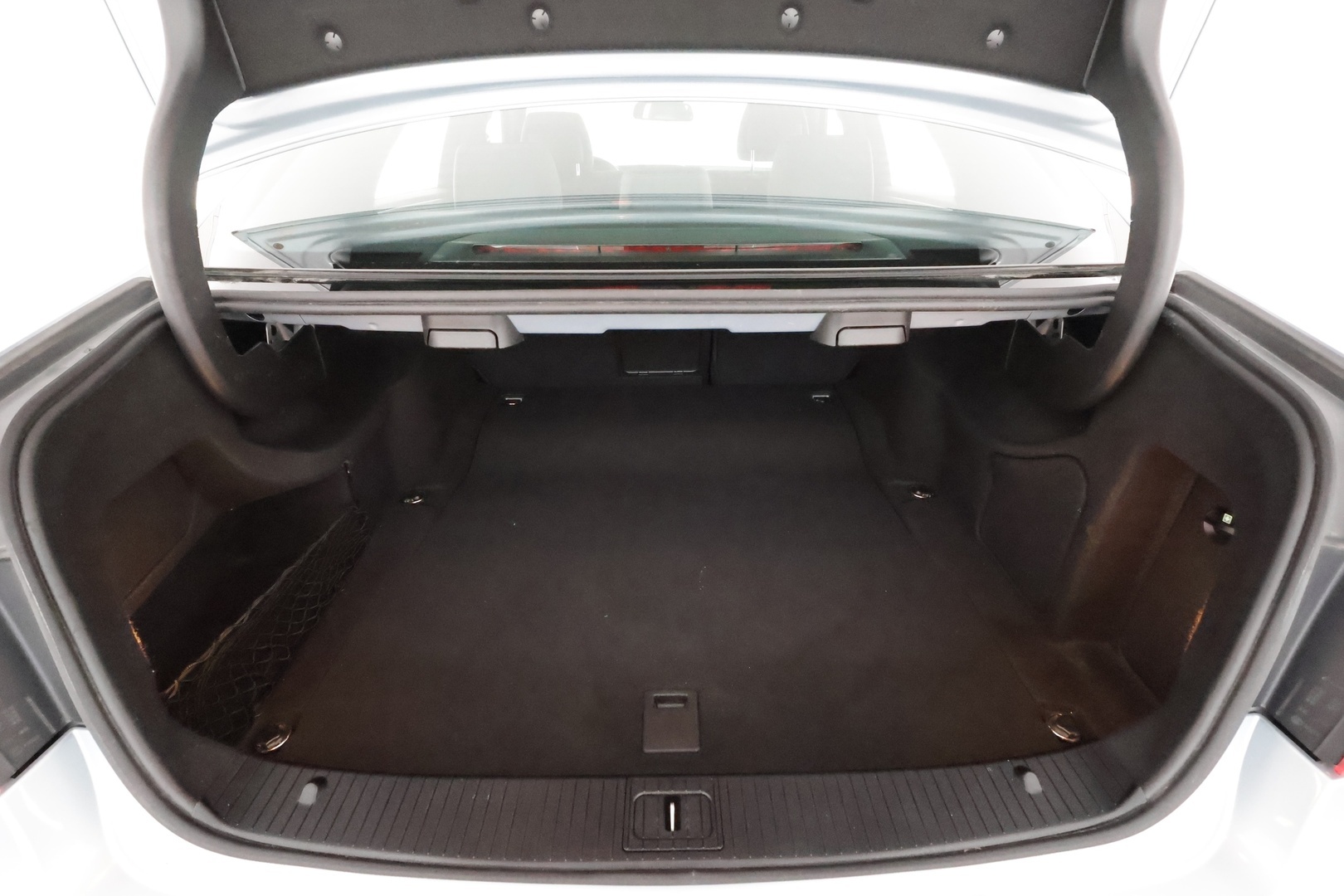 MERCEDES-BENZ E 2015