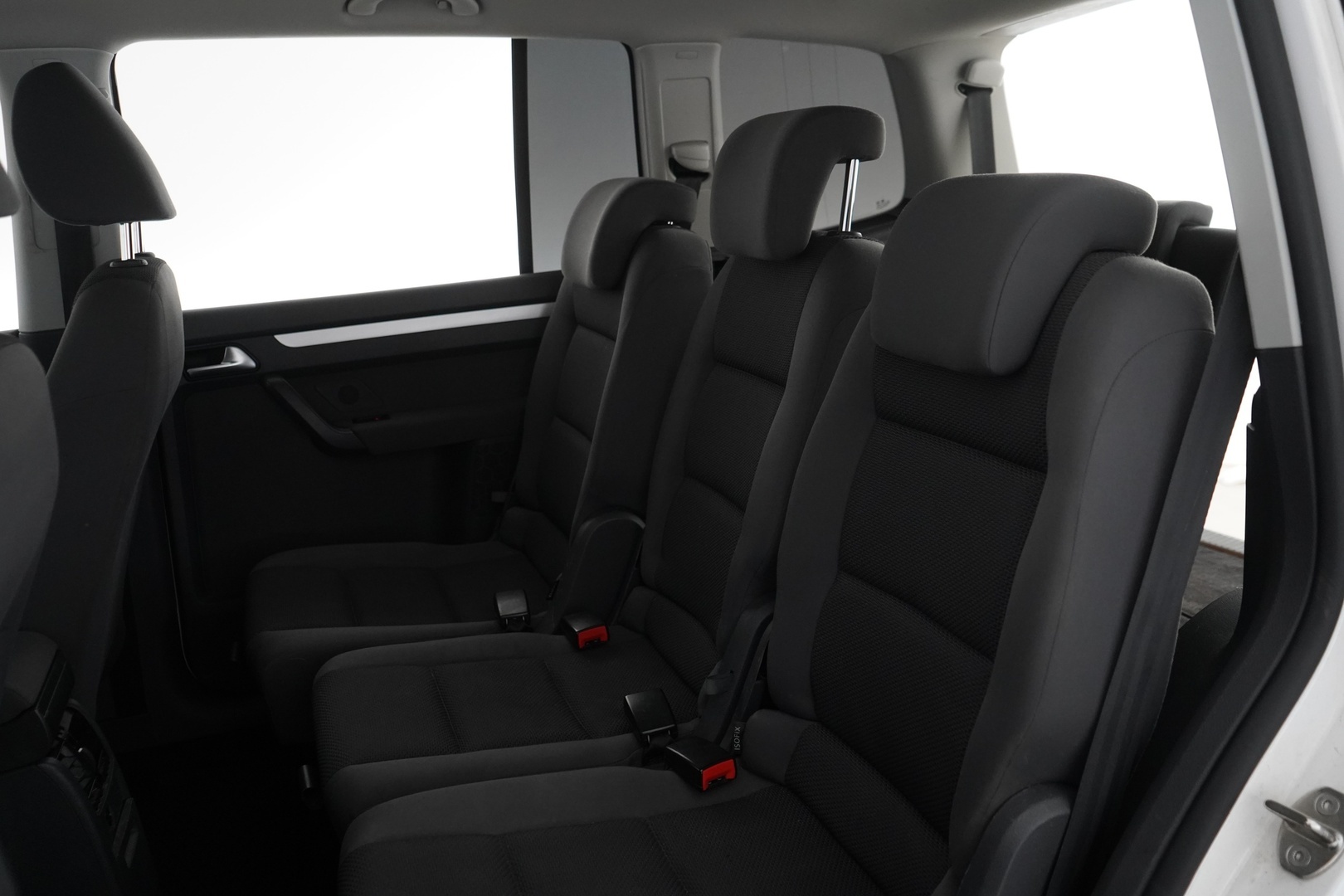 VOLKSWAGEN Touran 2012