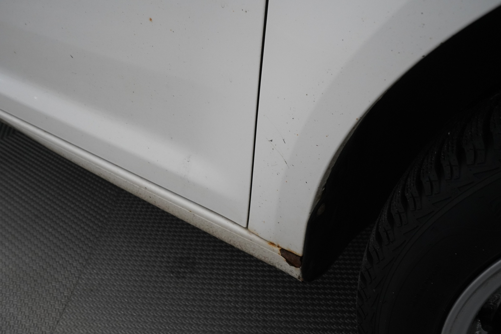 VOLKSWAGEN Touran 2012