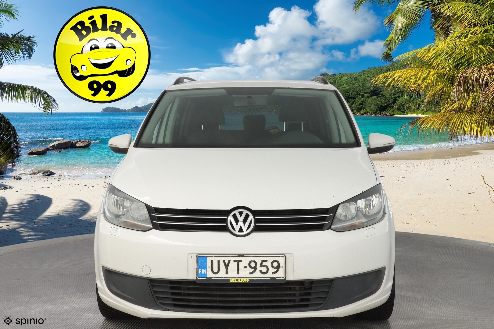 VOLKSWAGEN Touran 2012