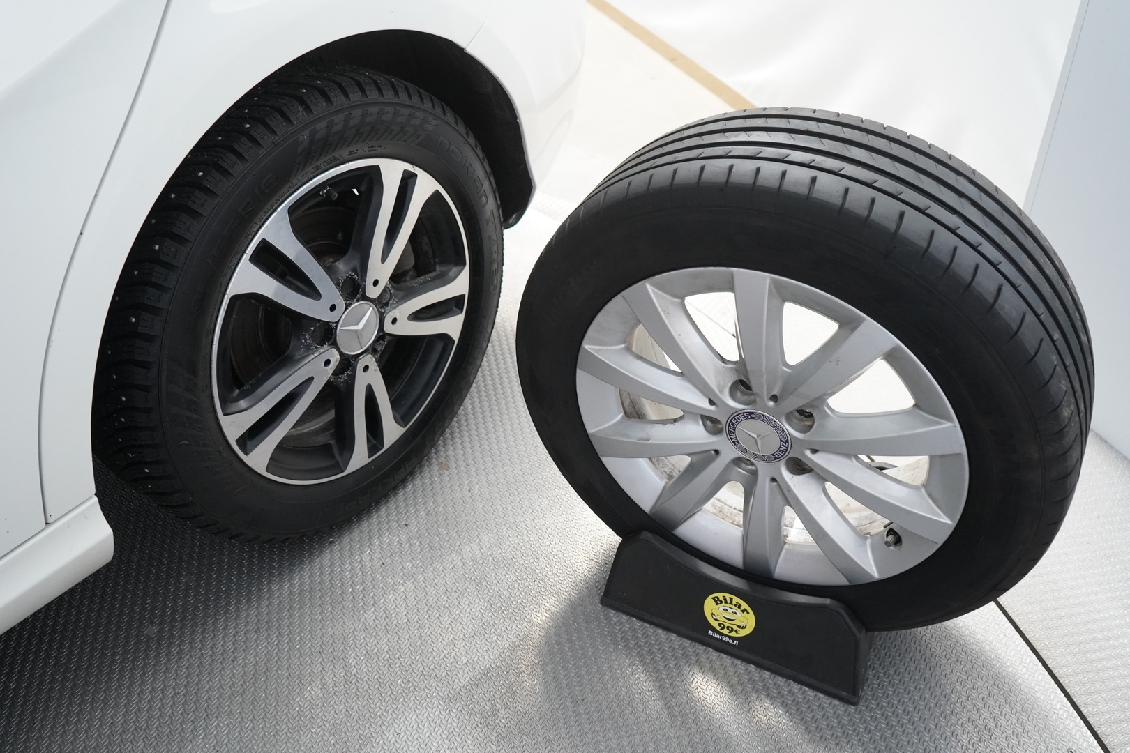 MERCEDES-BENZ B 2015