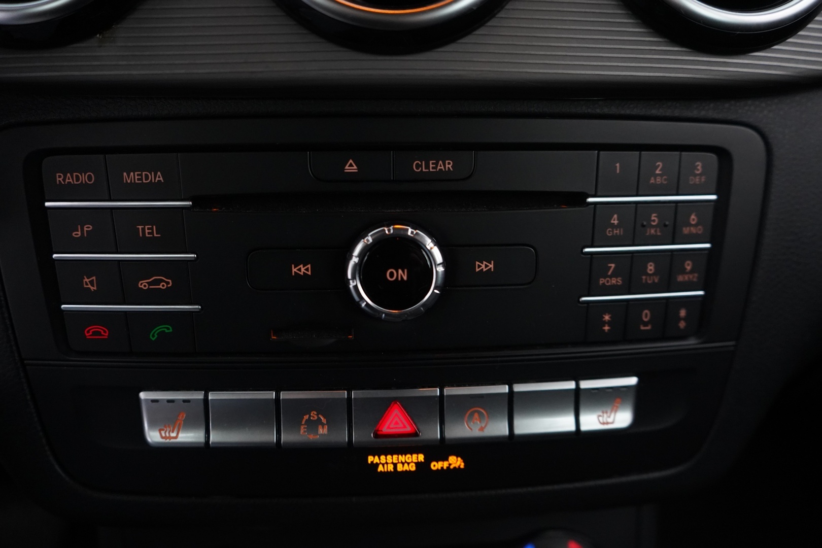 MERCEDES-BENZ B 2015