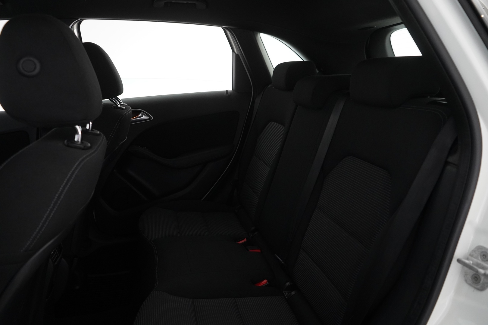 MERCEDES-BENZ B 2015