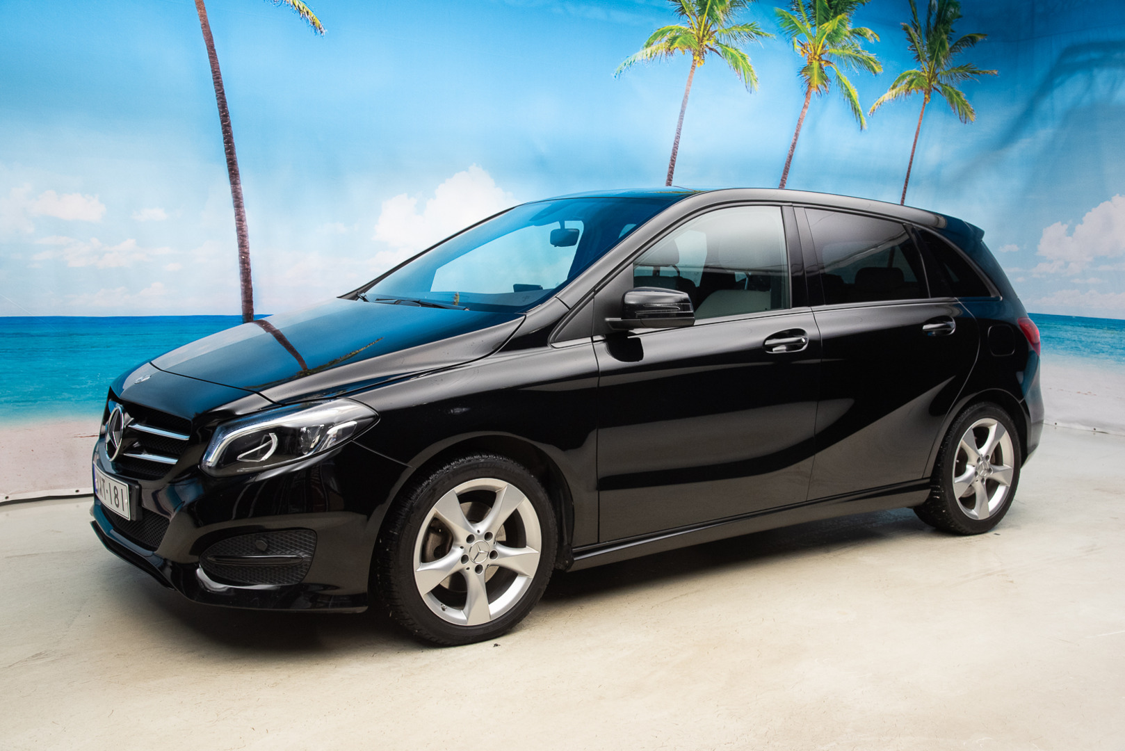 MERCEDES-BENZ B 2015
