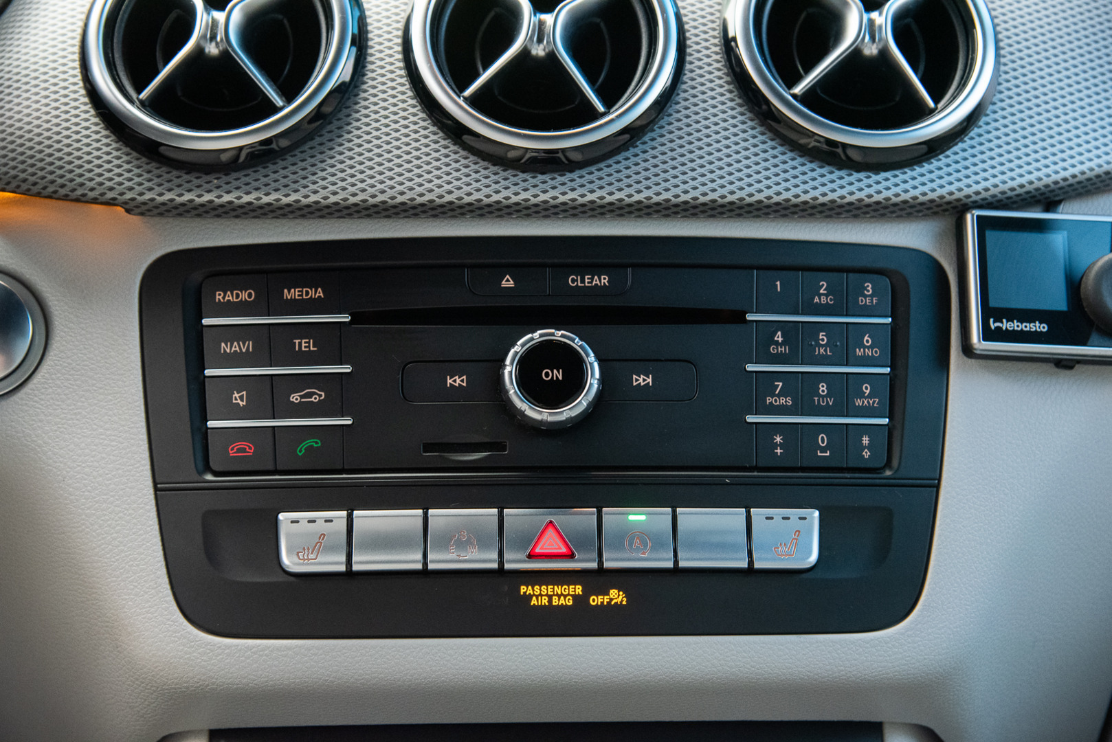 MERCEDES-BENZ B 2015