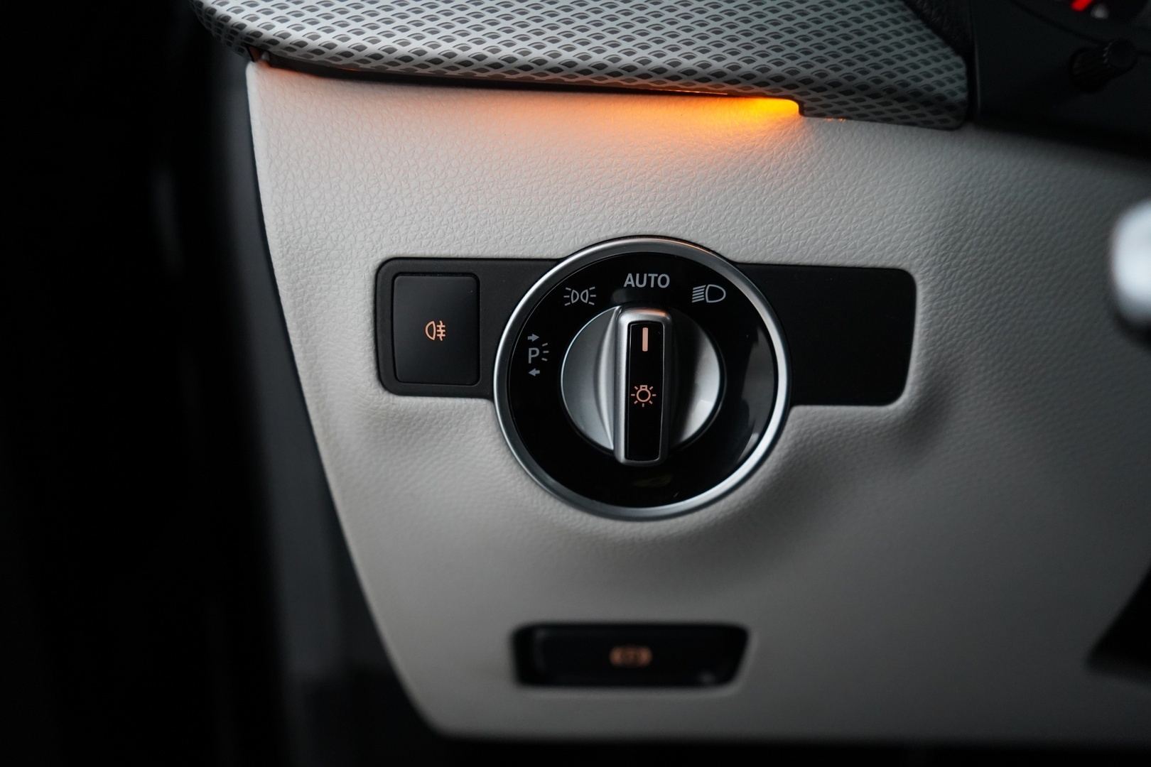 MERCEDES-BENZ B 2015