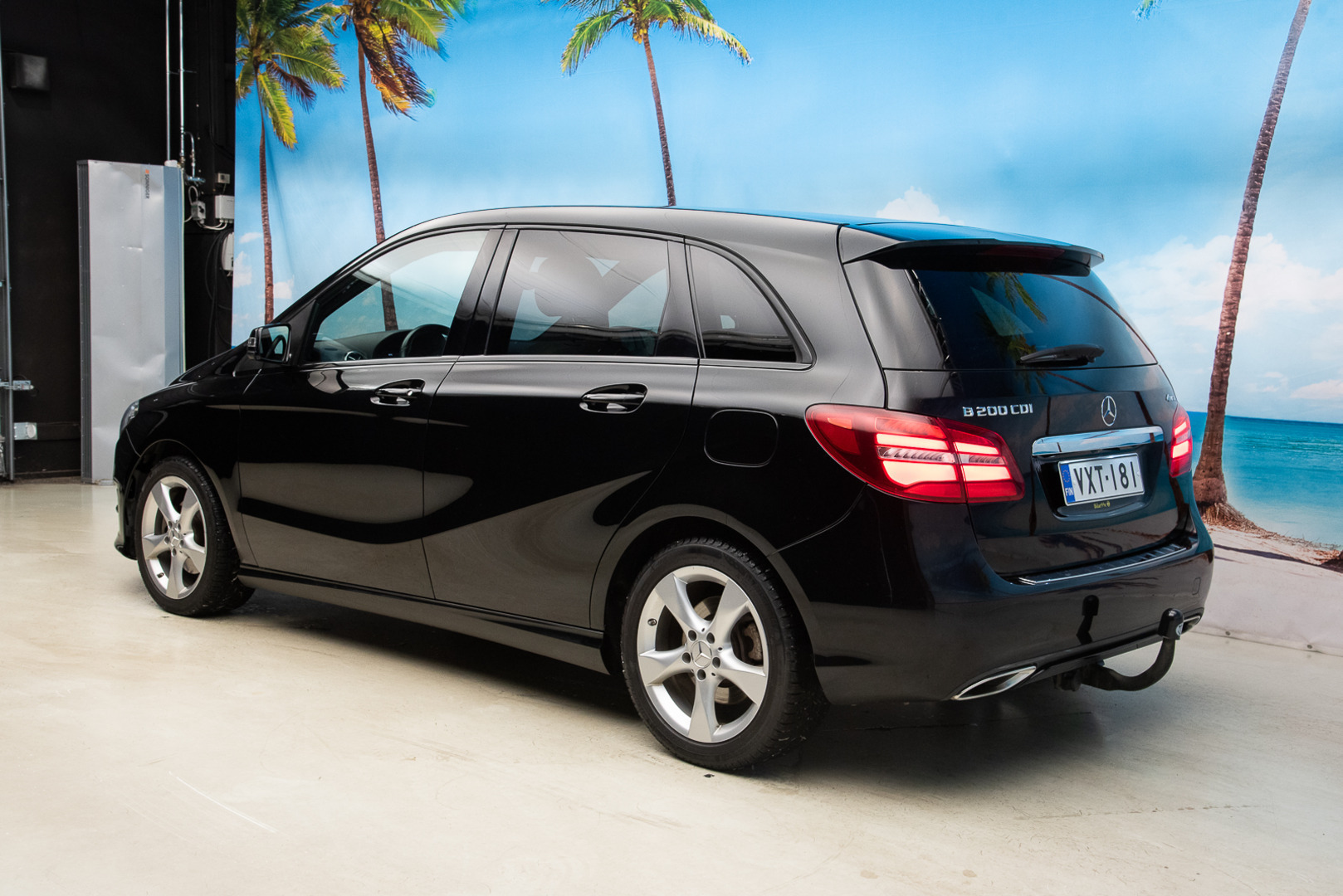 MERCEDES-BENZ B 2015