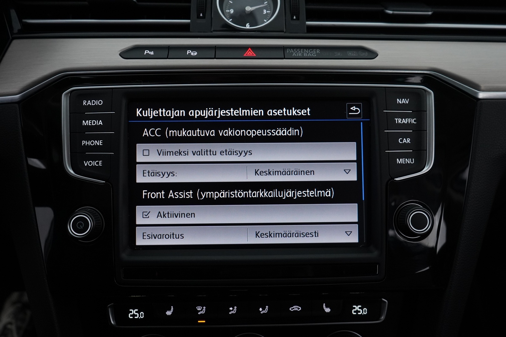 VOLKSWAGEN Passat 2017