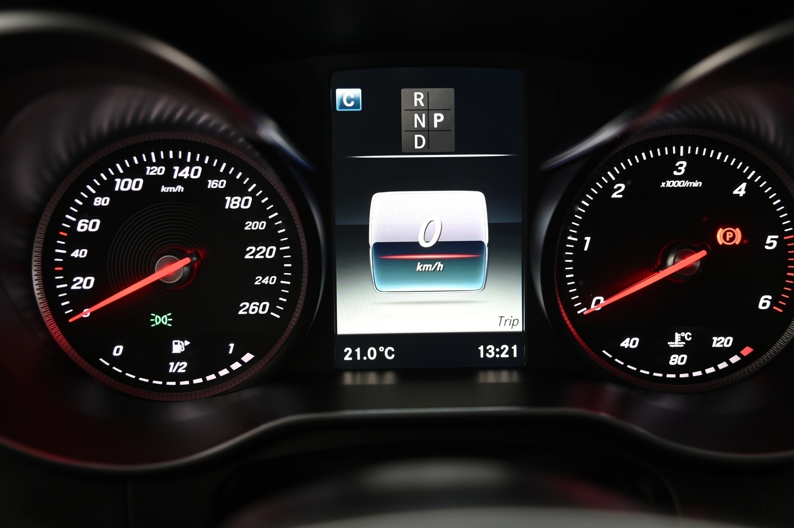 MERCEDES-BENZ C 2016