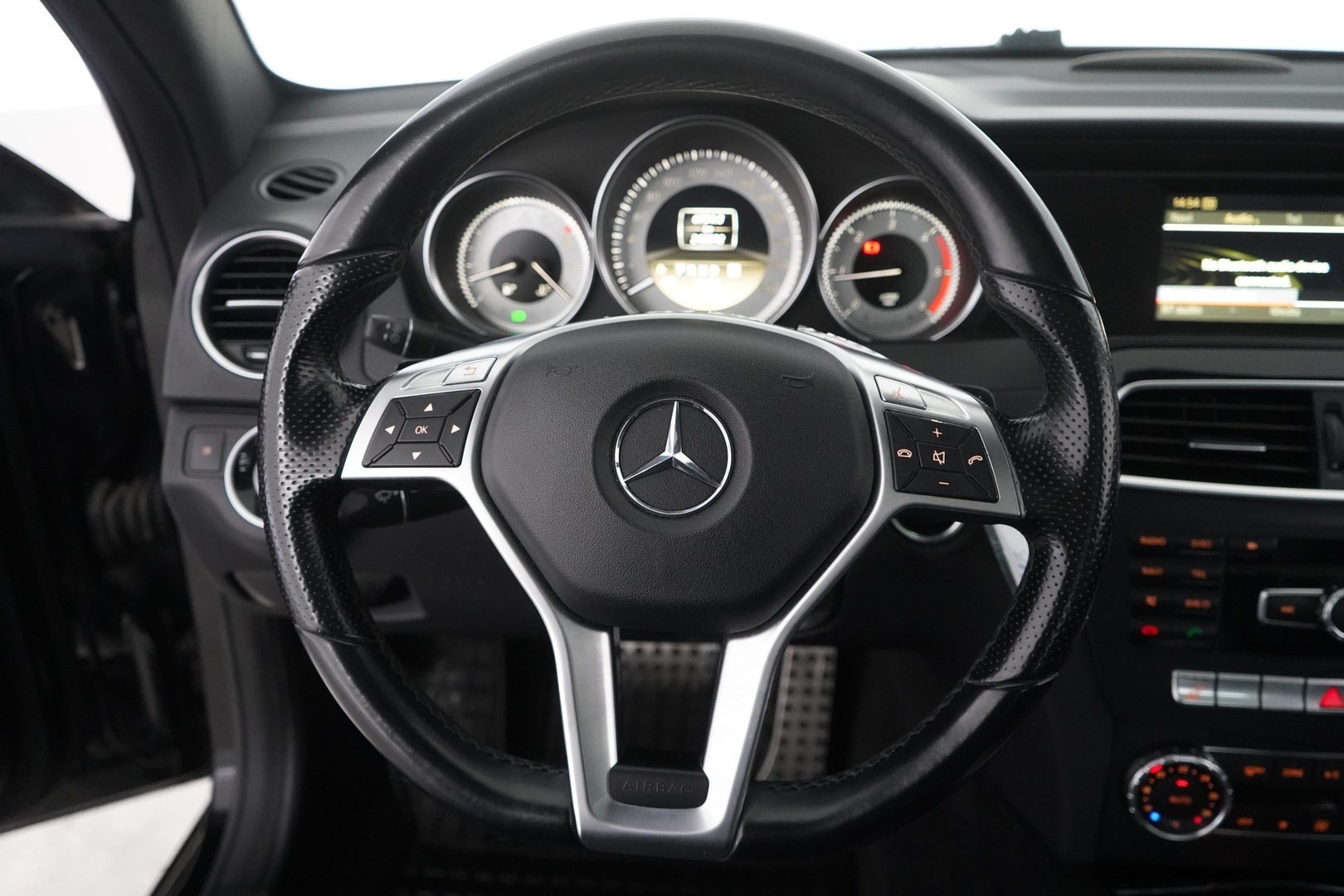 MERCEDES-BENZ C 2012