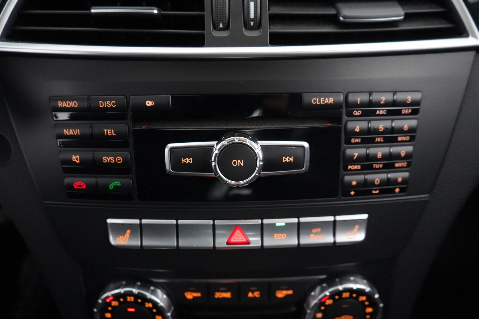 MERCEDES-BENZ C 2012
