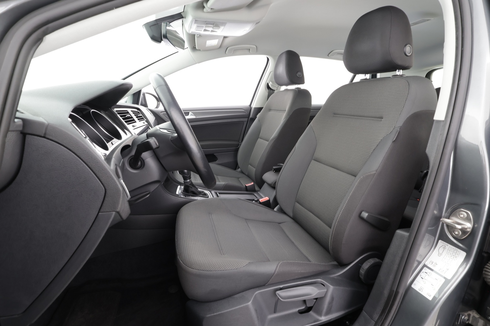 VOLKSWAGEN Golf 2018