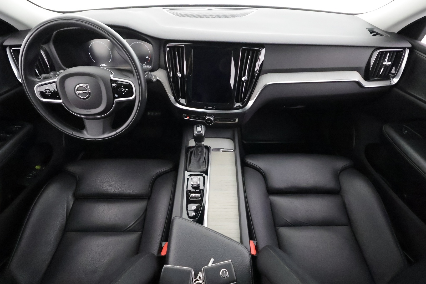VOLVO V60 2019