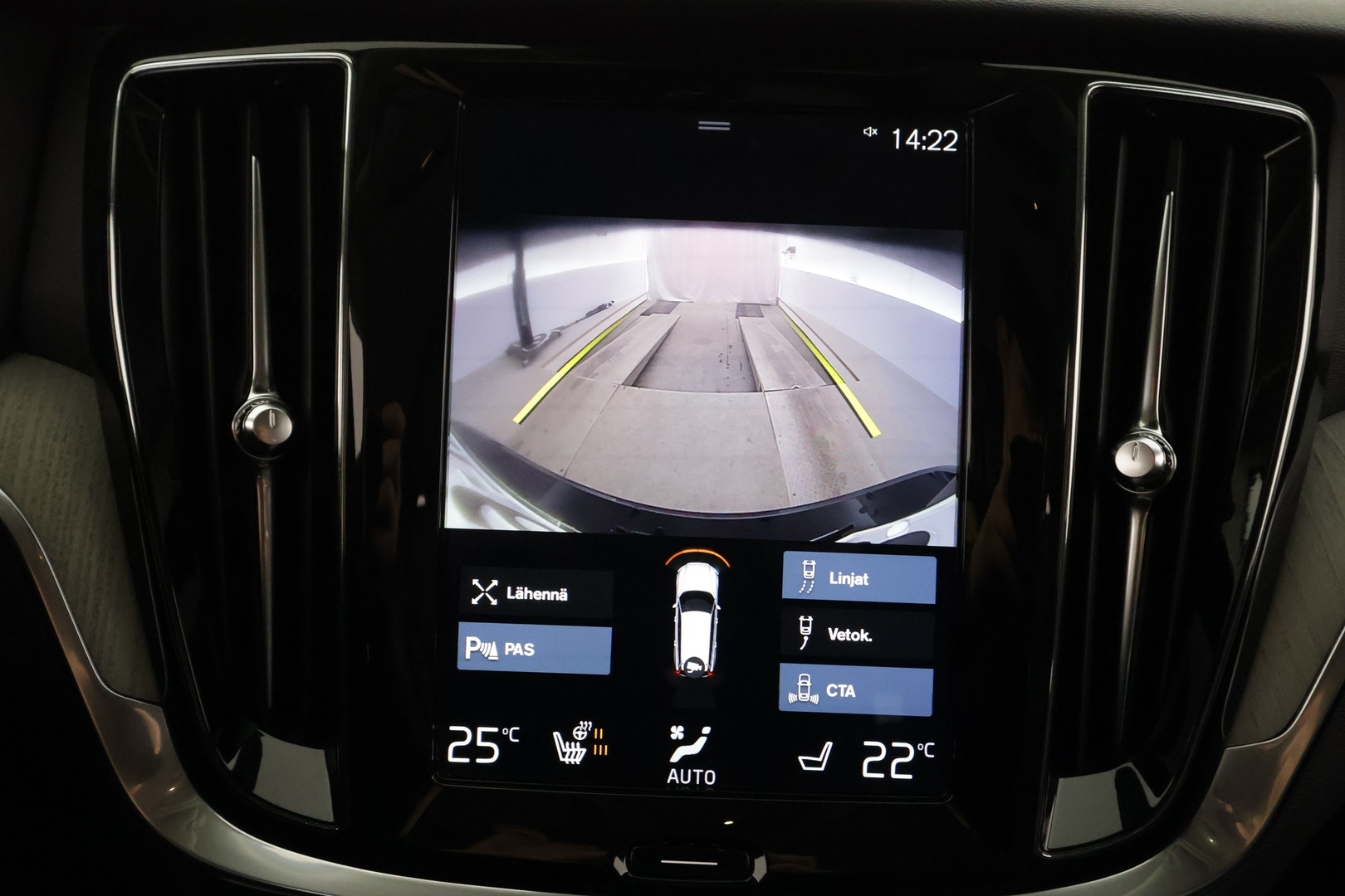 VOLVO V60 2019