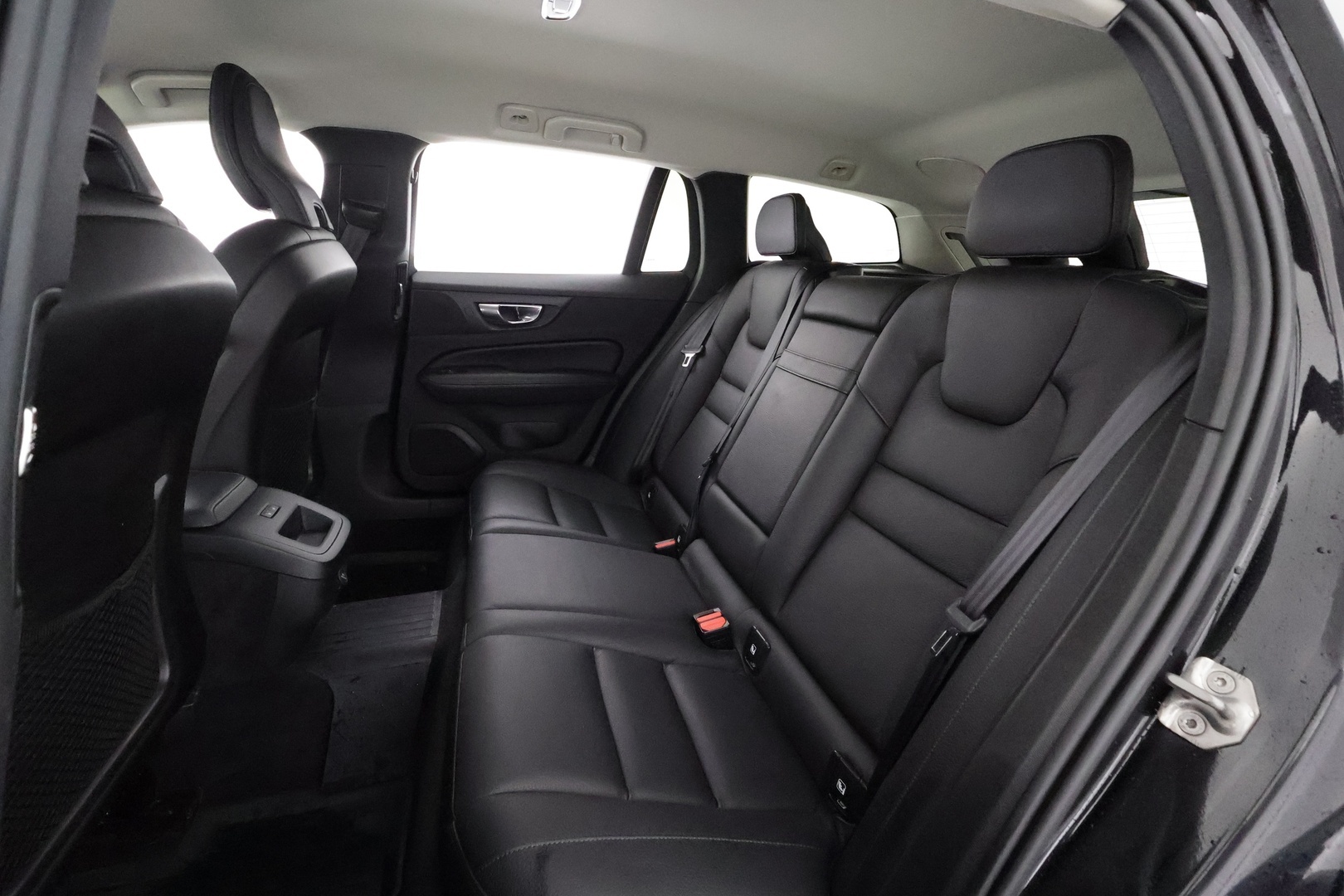 VOLVO V60 2019