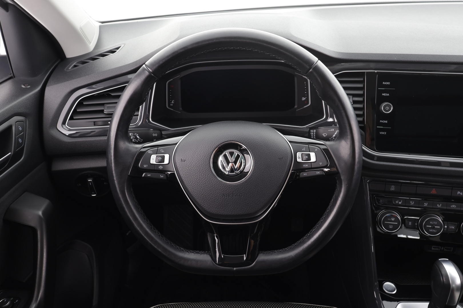 VOLKSWAGEN T-Roc 2020