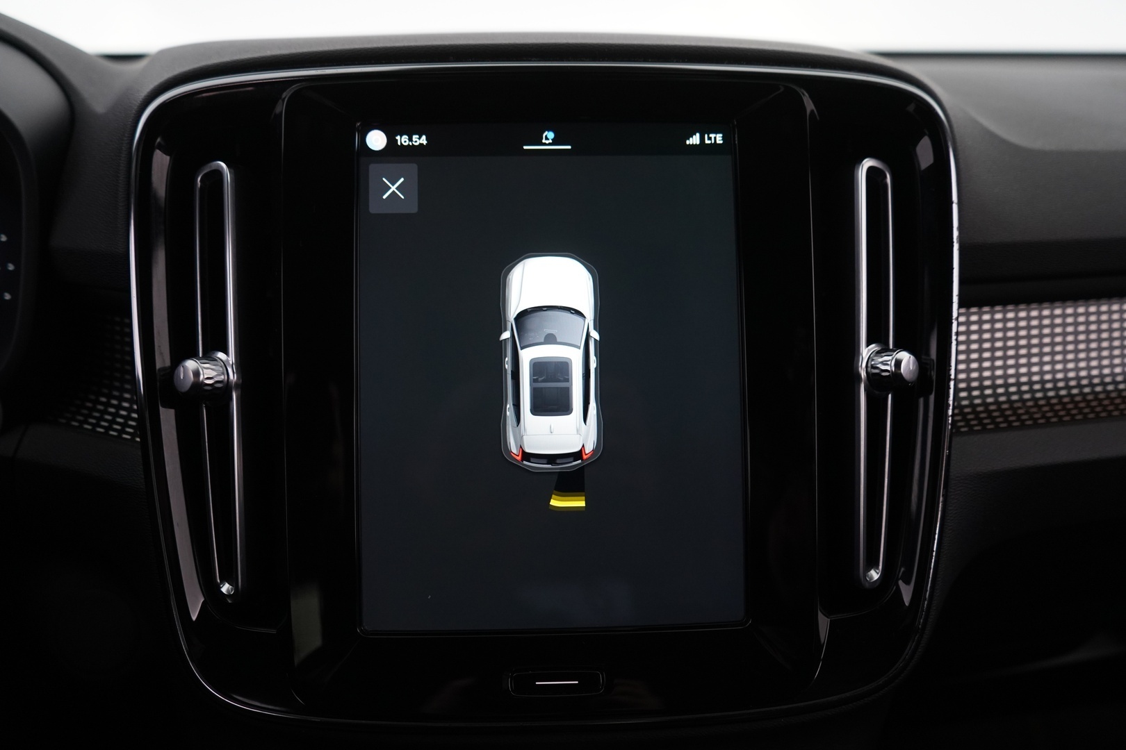 VOLVO XC40 2021