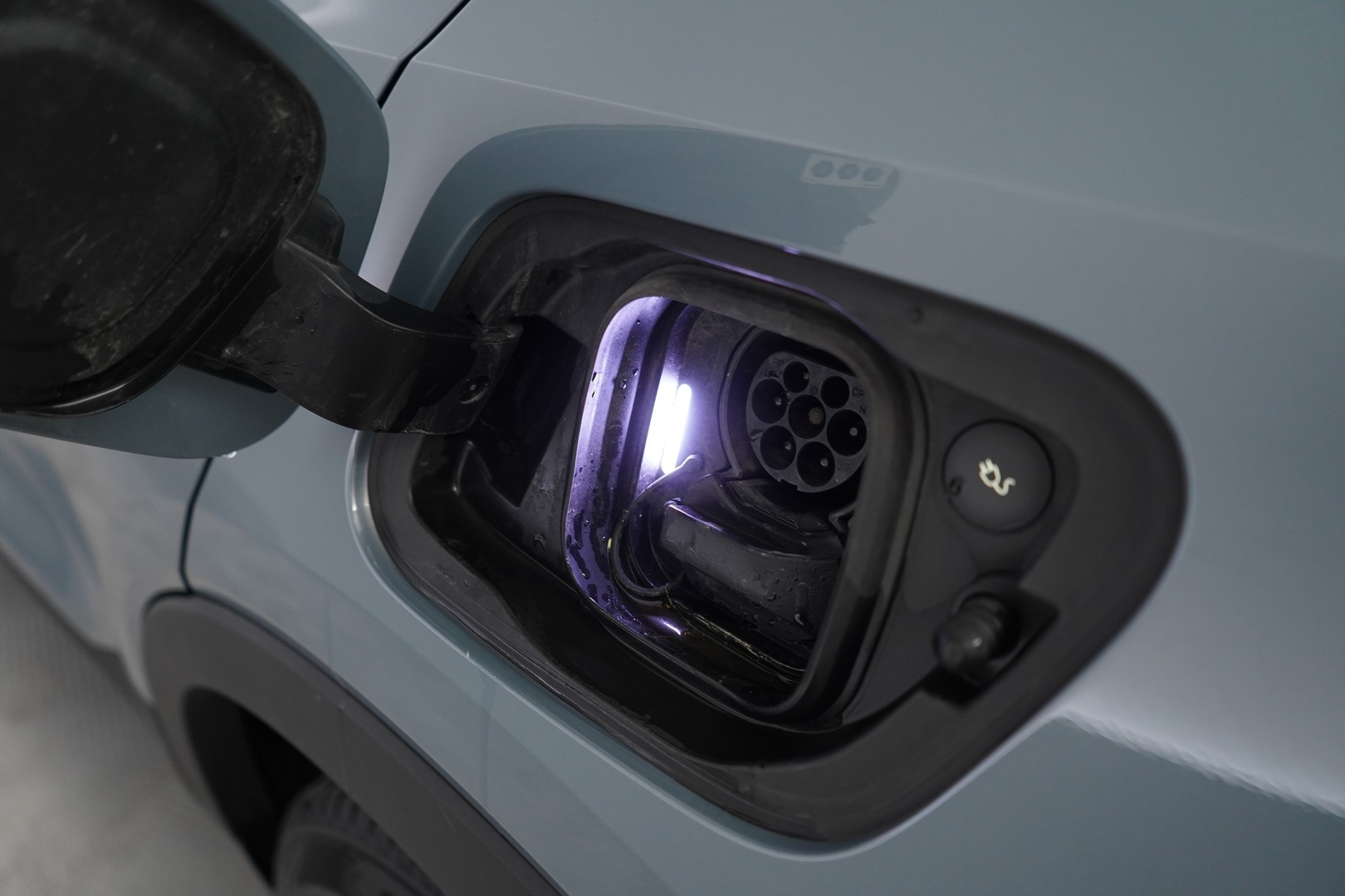 VOLVO XC40 2021