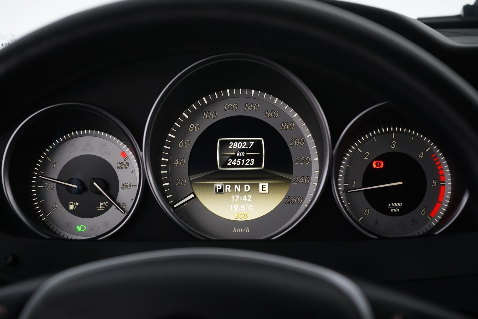 MERCEDES-BENZ C 2012