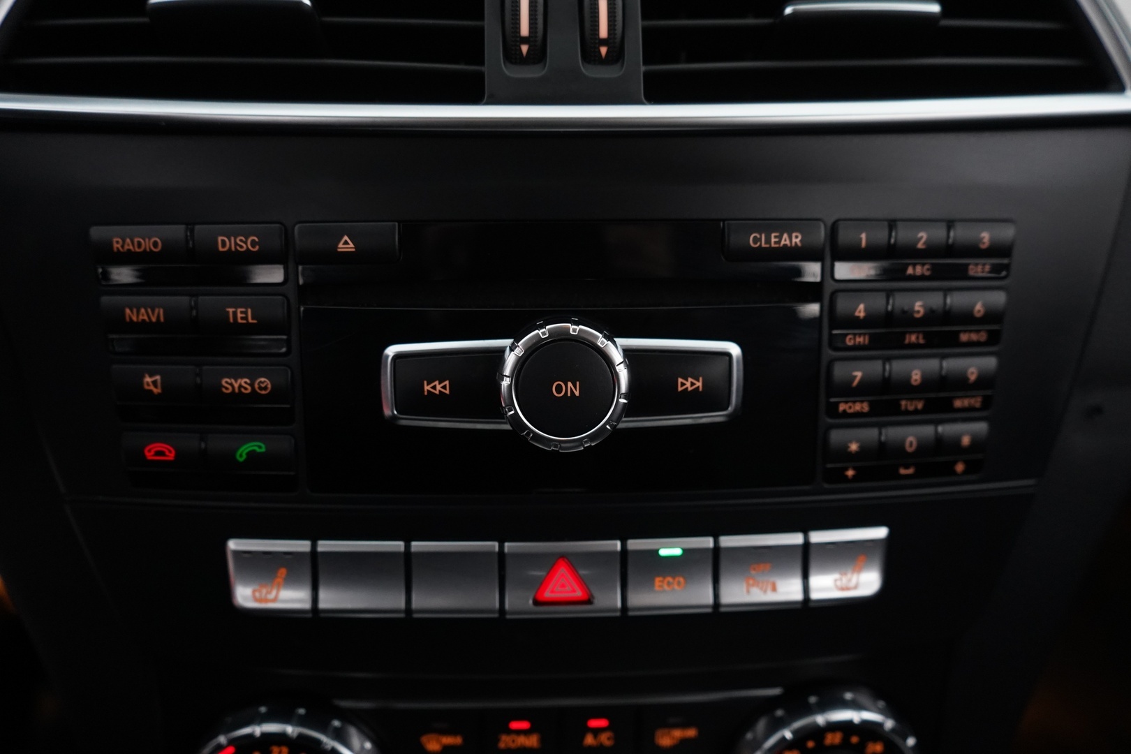 MERCEDES-BENZ C 2012